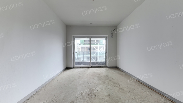 罗牛山玖悦台二手房实景图