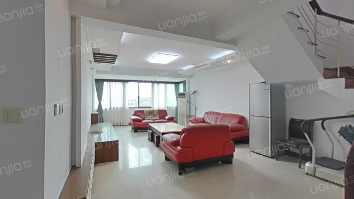 金发惠苑二手房实景图