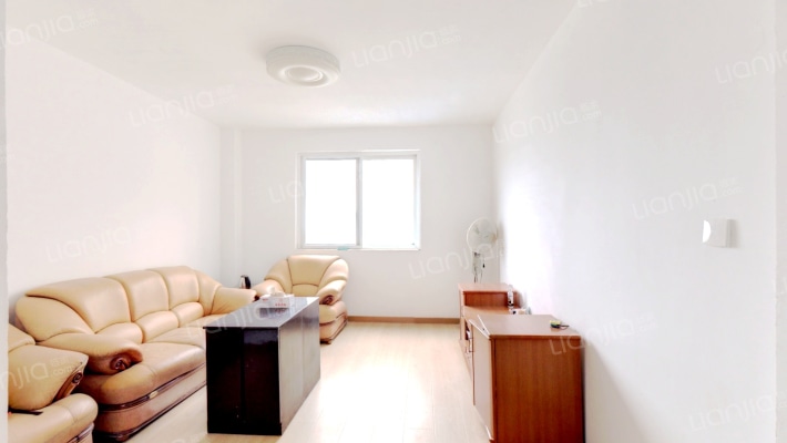 湖西雅苑F区二手房实景图