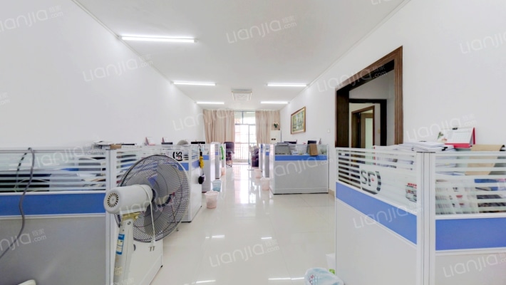 新景苑二手房实景图