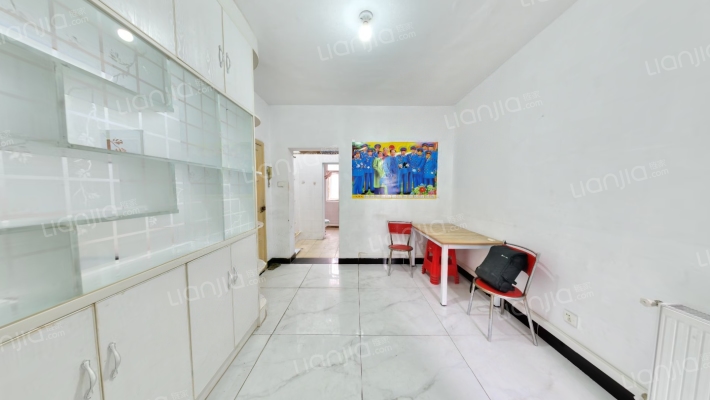 荣凤苑小区二手房实景图