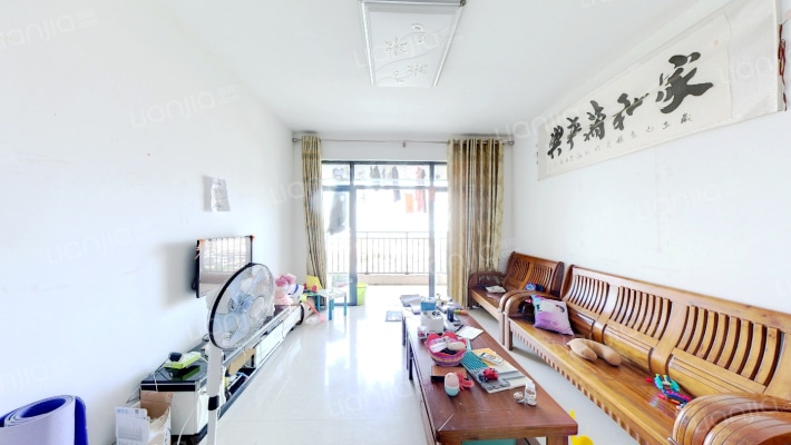 嘉和花园二手房实景图