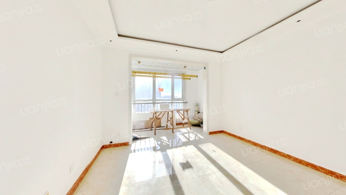 凤凰湖畔二手房实景图