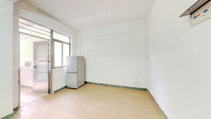 山村路二手房实景图