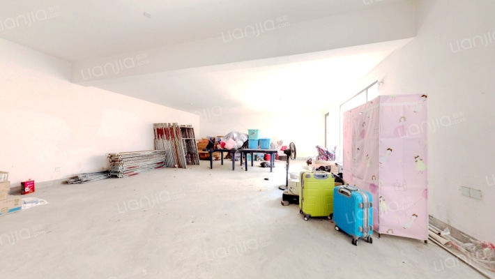 冠城大通珑湾二手房实景图