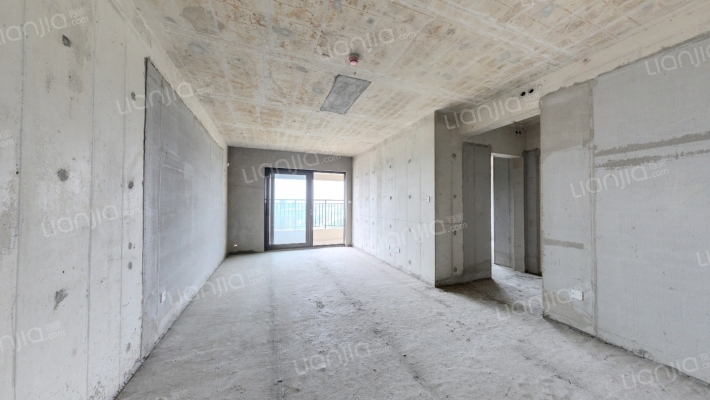 融创九熙府一期二手房实景图