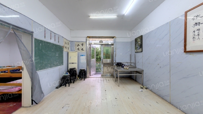 龙兴商住楼二手房实景图