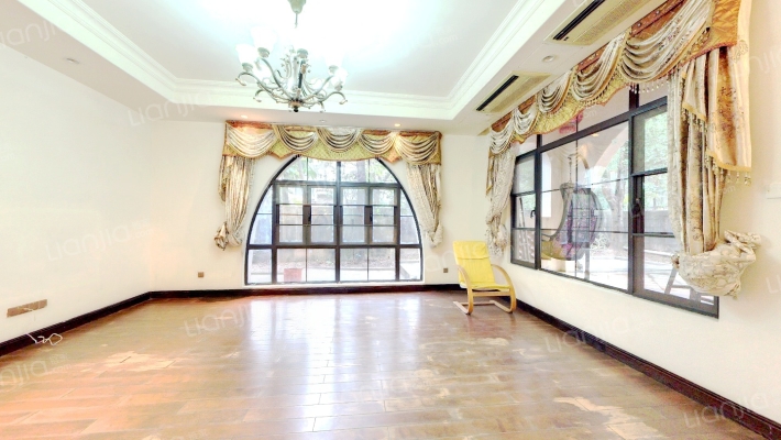 金色溪谷二手房实景图