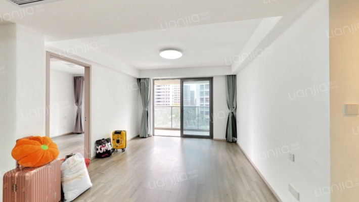 绿城春语云树二手房实景图