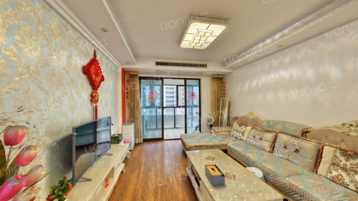 万龙中央公园二手房实景图