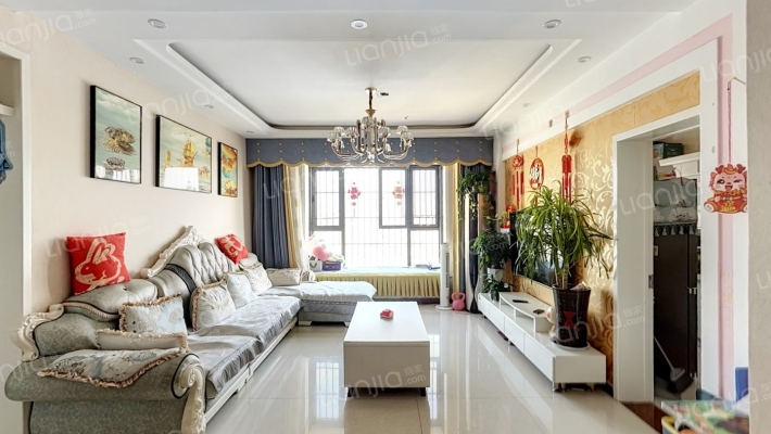 皇都华庭二手房实景图