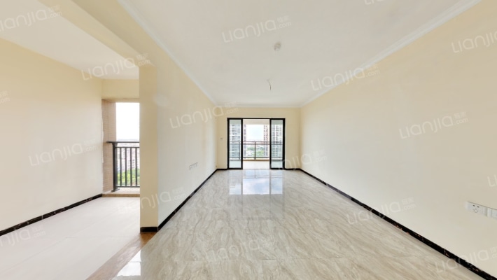 富元港景峰二手房实景图