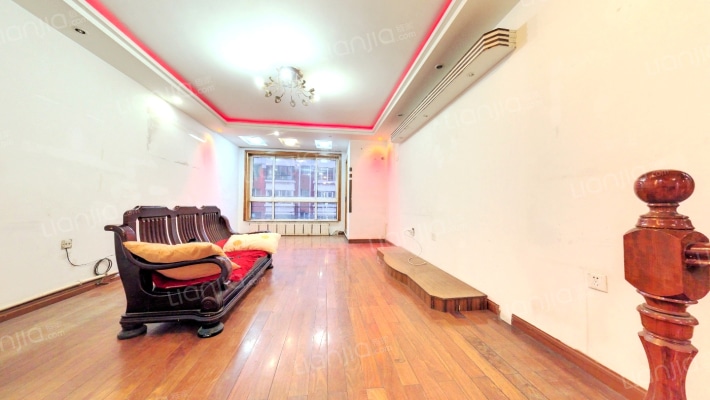 华天新城二手房实景图