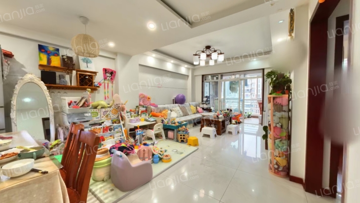 君悦领地二手房实景图