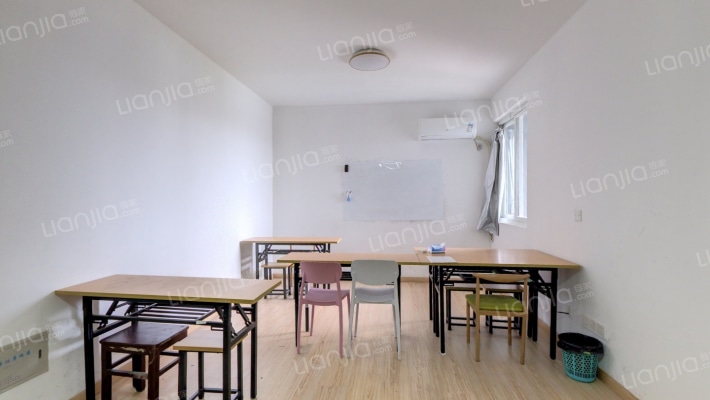 塔影景苑B区二手房实景图