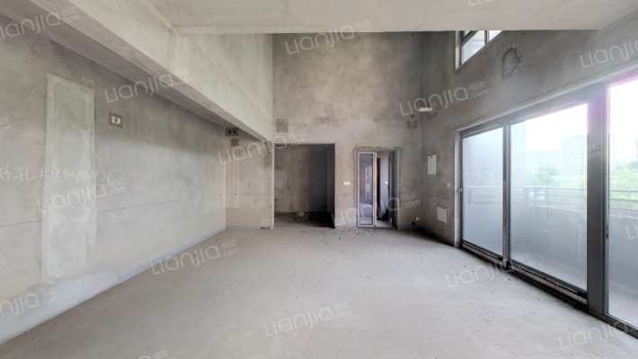 龙兴国际生态新城天凌二手房实景图