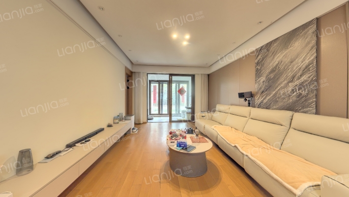 樾山林语二手房实景图