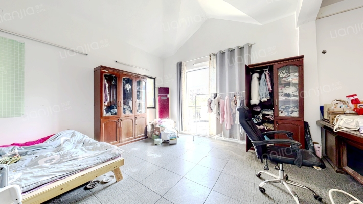 保利十二橡树庄园二手房实景图