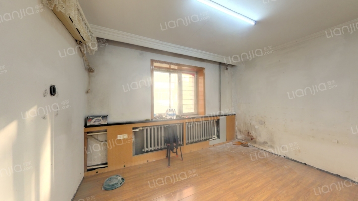 新曲线小区二手房实景图