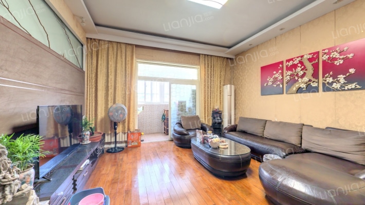 响山西区二手房实景图