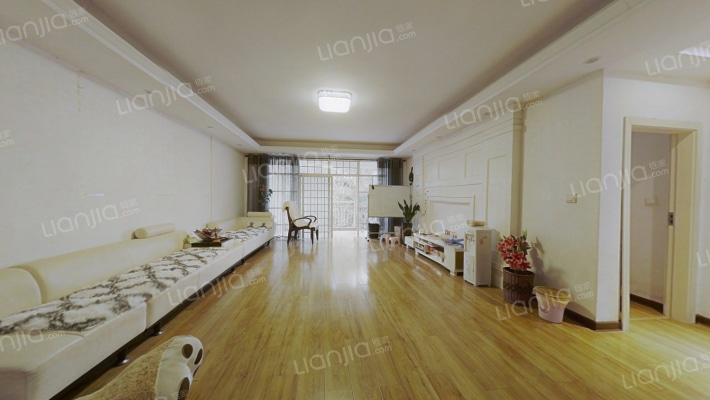 塞纳维拉花园二手房实景图