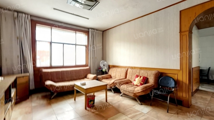 技工学校家属院二手房实景图