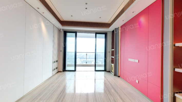 世茂天越二手房实景图