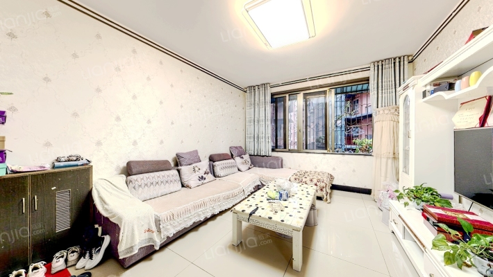 东西巷住宅楼二手房实景图