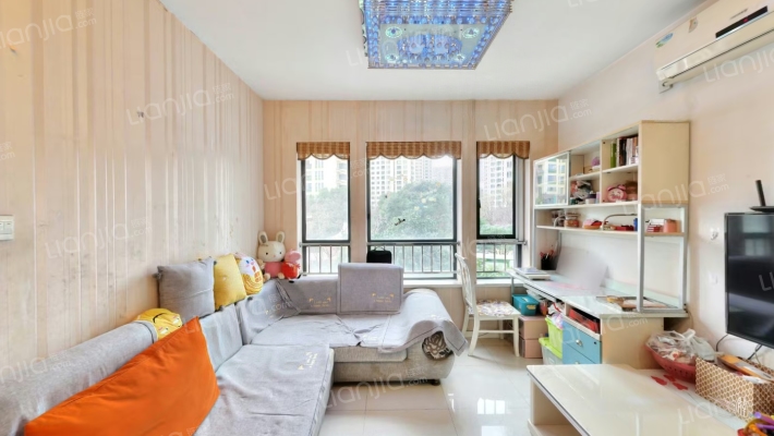 太阳星辰花园一区二手房实景图