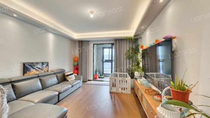 万科·月映澜堂二手房实景图