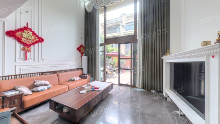 盈峰翠邸二手房实景图