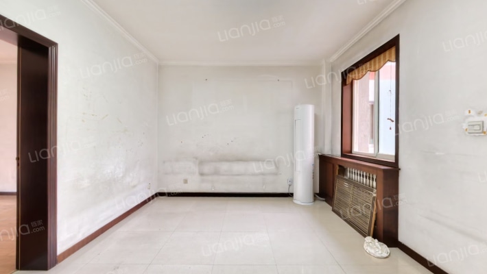 千户社区二手房实景图