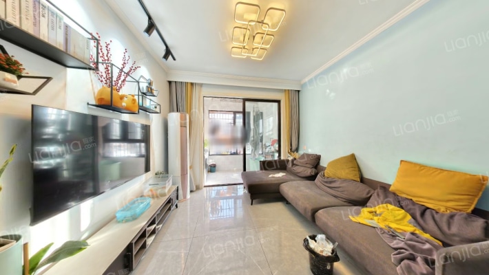 华地翡翠蓝湾二期二手房实景图