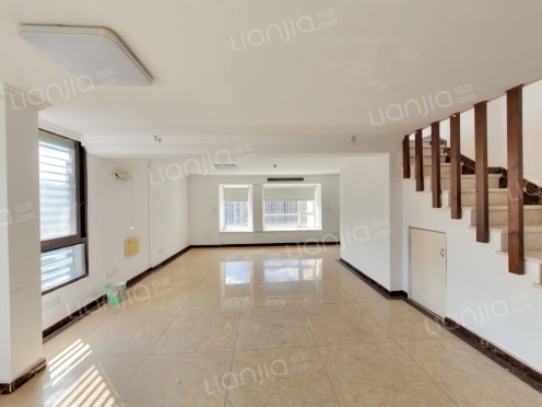 整租·蓝光COCO时代一期 3室1厅 东南