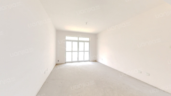 阳澄湖畔花苑三区二手房实景图