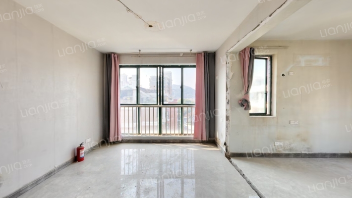 白马湖小区孔雀苑二手房实景图