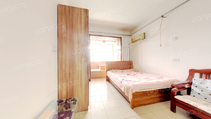 省儿童医院宿舍二手房实景图