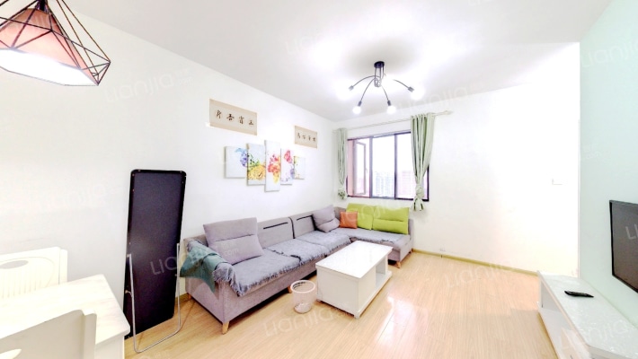 荣盛花语书苑二手房实景图