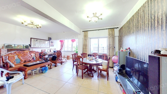 信发楼二手房实景图