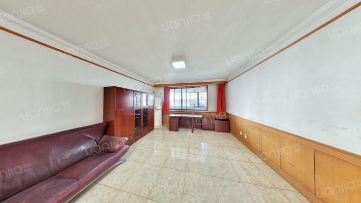 制锦市朝阳街二手房实景图