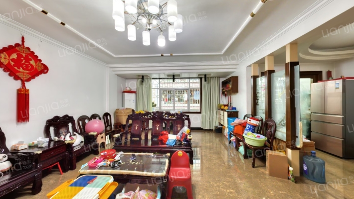 侨隆花园A区二手房实景图