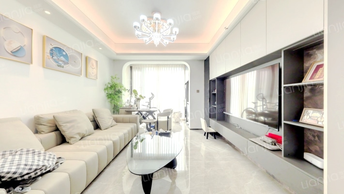 鸿荣源博誉府二手房实景图