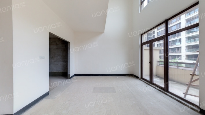 电建泷悦华府二手房实景图