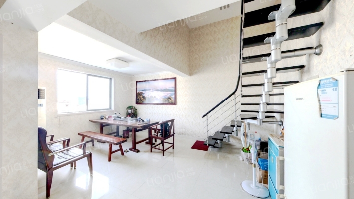 亿升东座二手房实景图