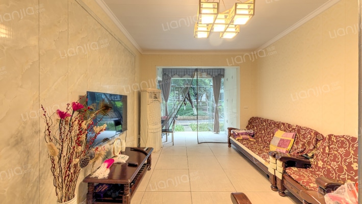 保利香槟花园A区二手房实景图