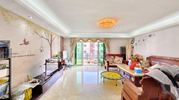 比华利山庄二手房实景图