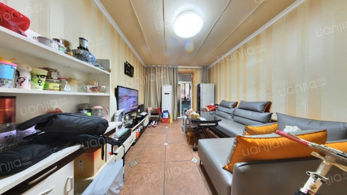 张家村小区二手房实景图