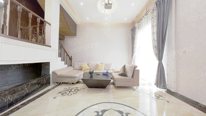 世茂香堤雅二手房实景图