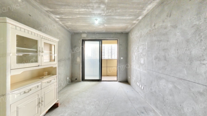 大丰佳苑西区B区二手房实景图