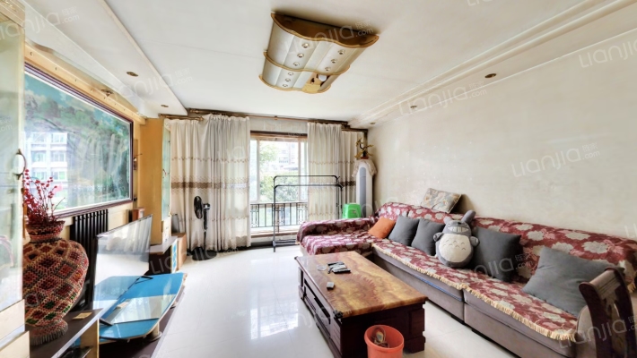 宝桐花园二手房实景图